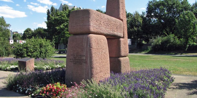 Peter-Altmeier-Denkmal
