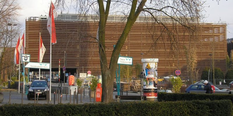 Monuments of Köln — Discovery 4
