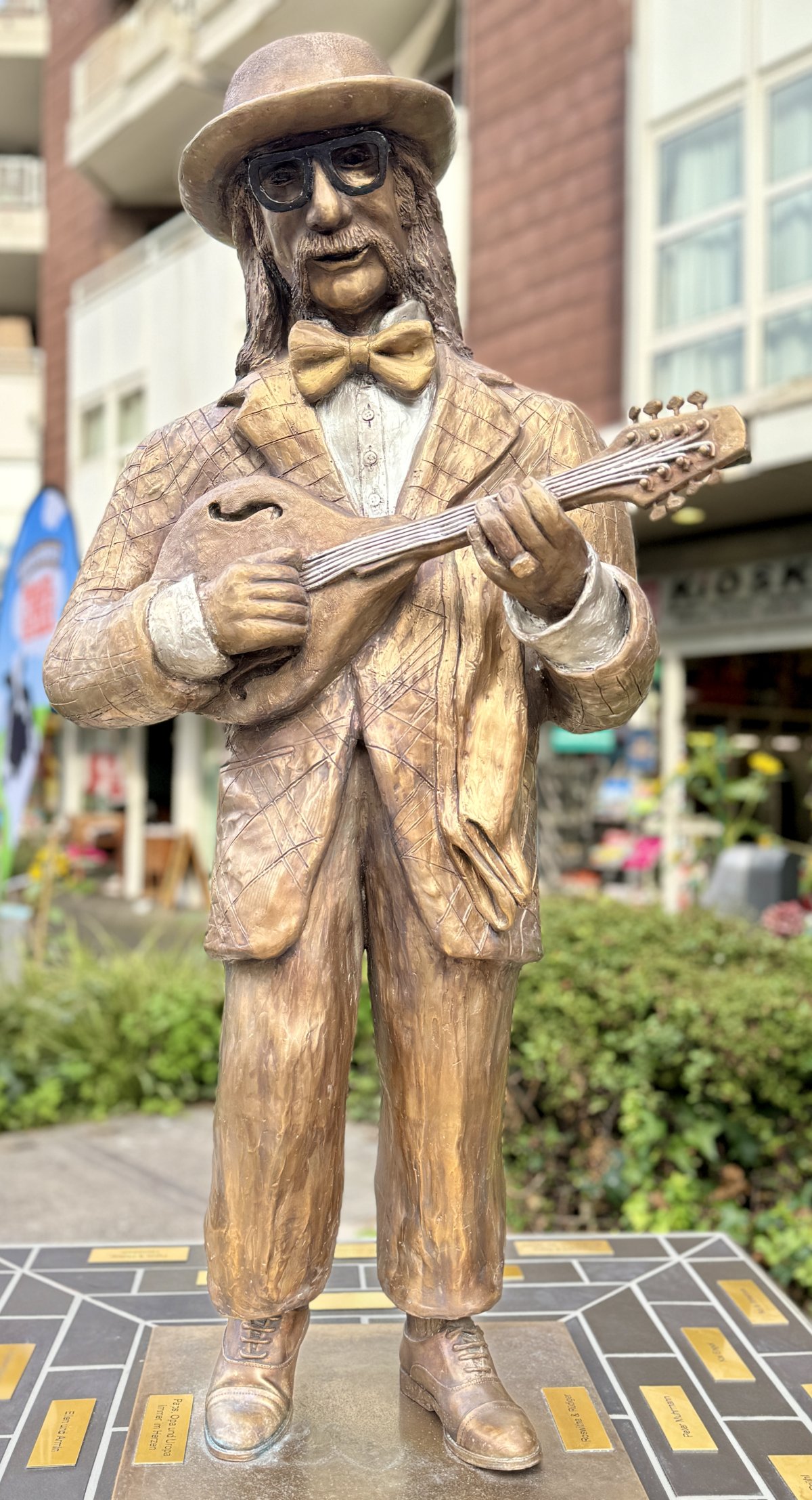 Hans Süper Denkmal