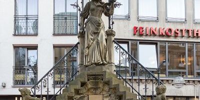 Heinzelmännchenbrunnen