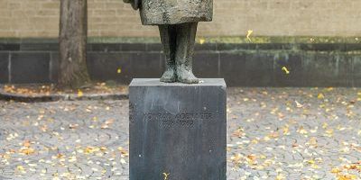 Konrad Adenauer-Skulptur