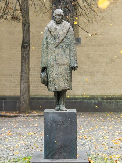 Konrad Adenauer-Skulptur