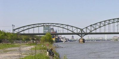 Am Wasser in Köln