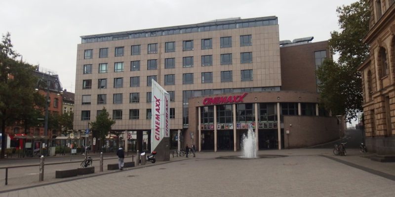 CinemaxX
