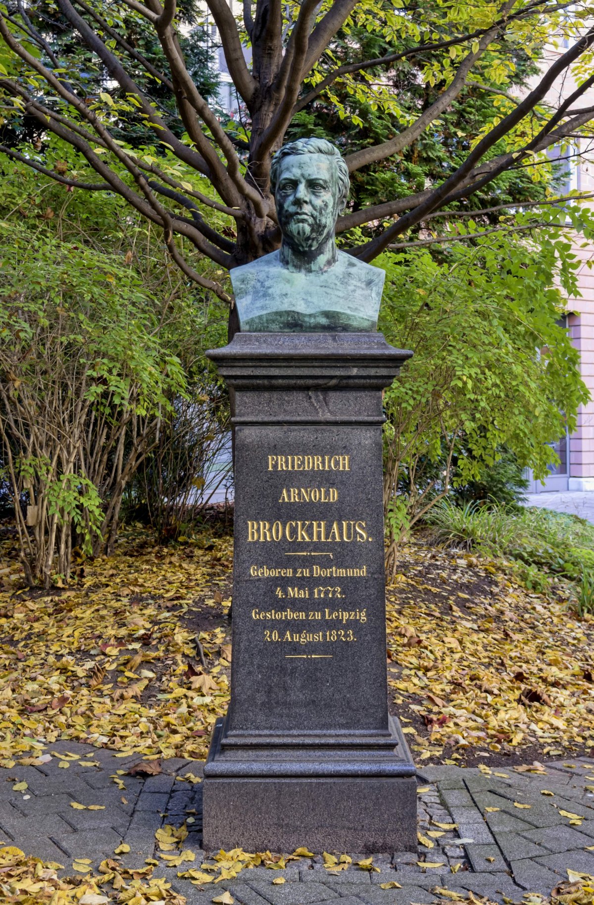 Brockhaus-Büste