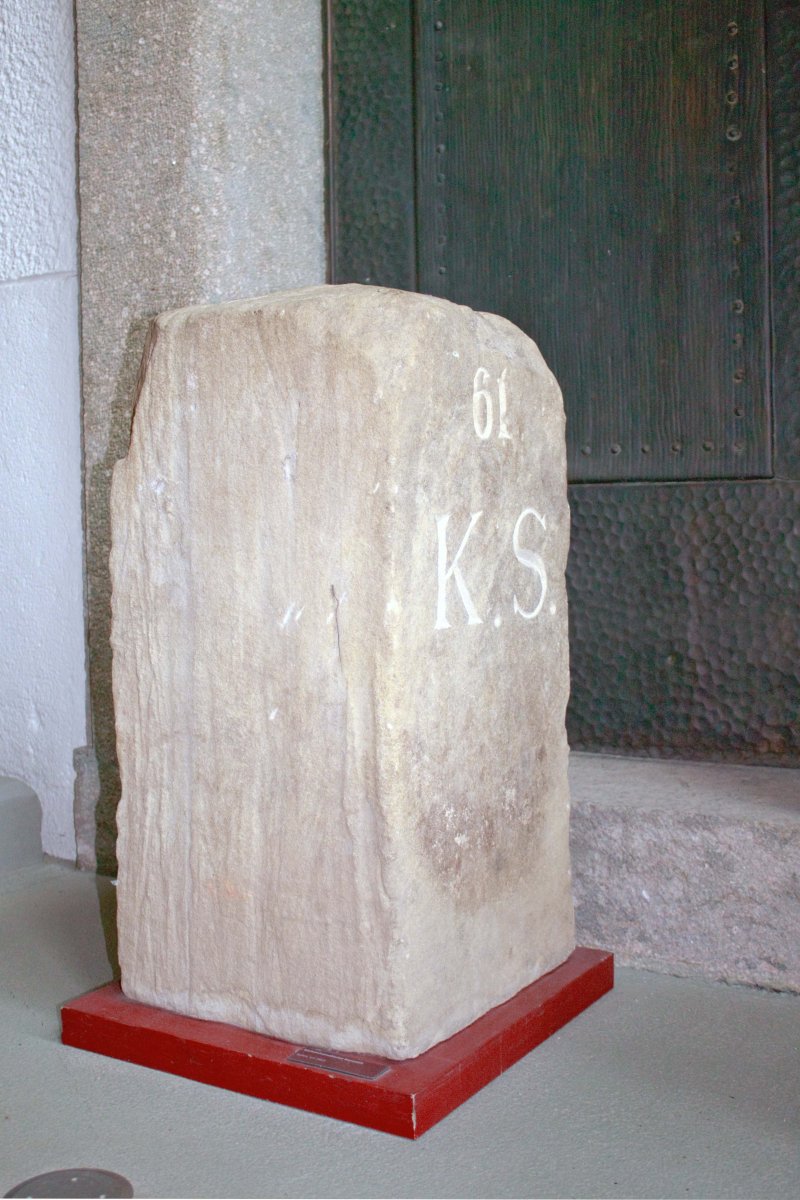Forum 1813