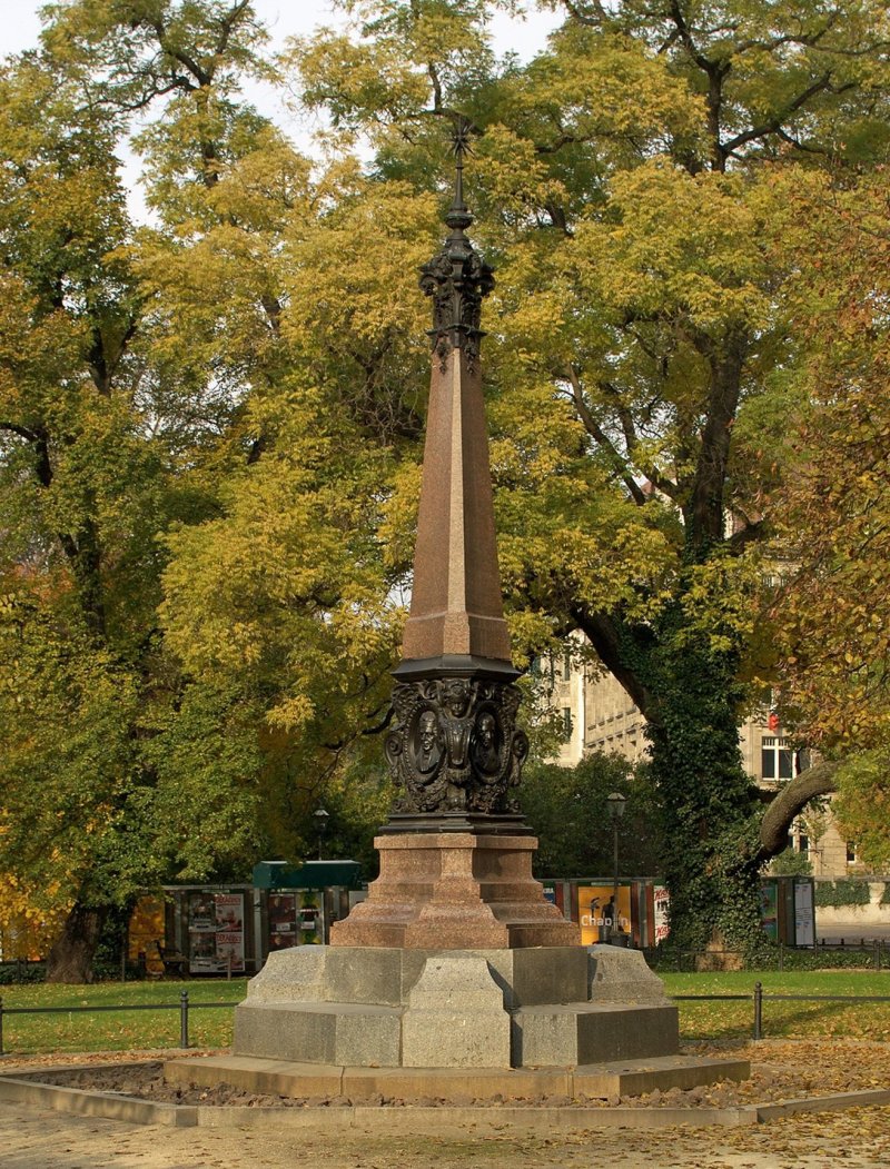 Plato-Dolz-Denkmal