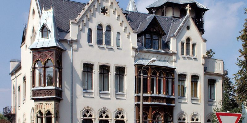 Zur Julburg