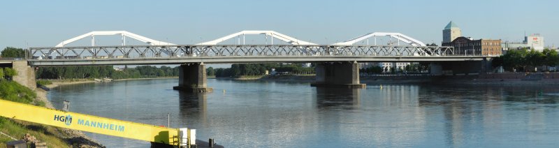 Konrad-Adenauer-Brücke