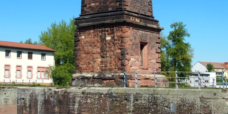 Pegeluhr