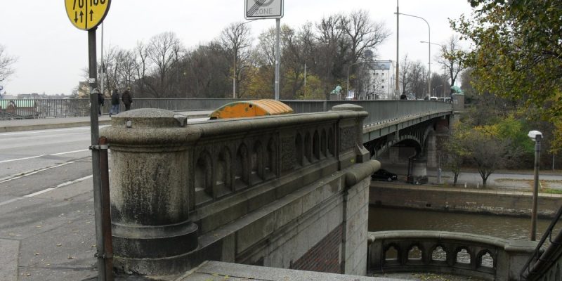 Burgtorbrücke