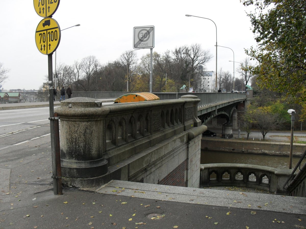 Burgtorbrücke