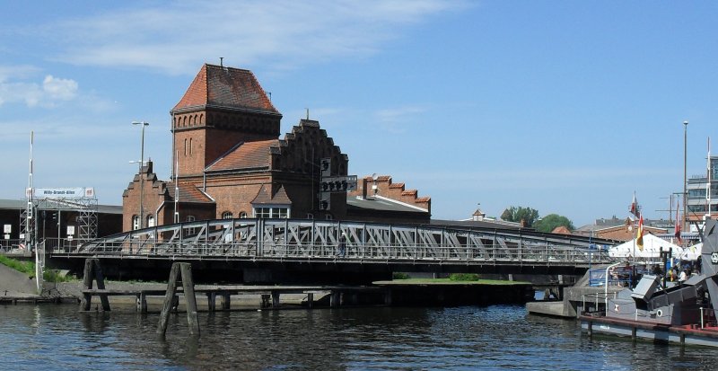 Drehbrücke