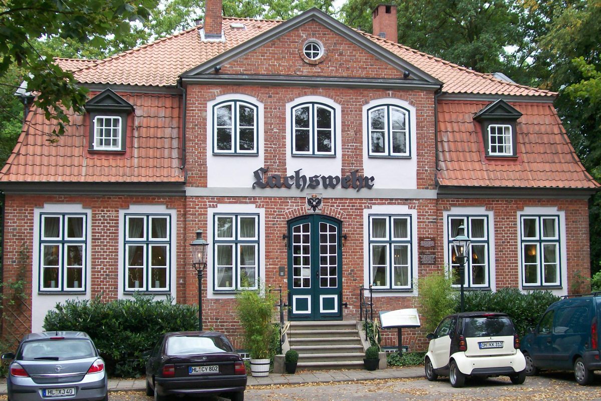 Lachswehrbrücke