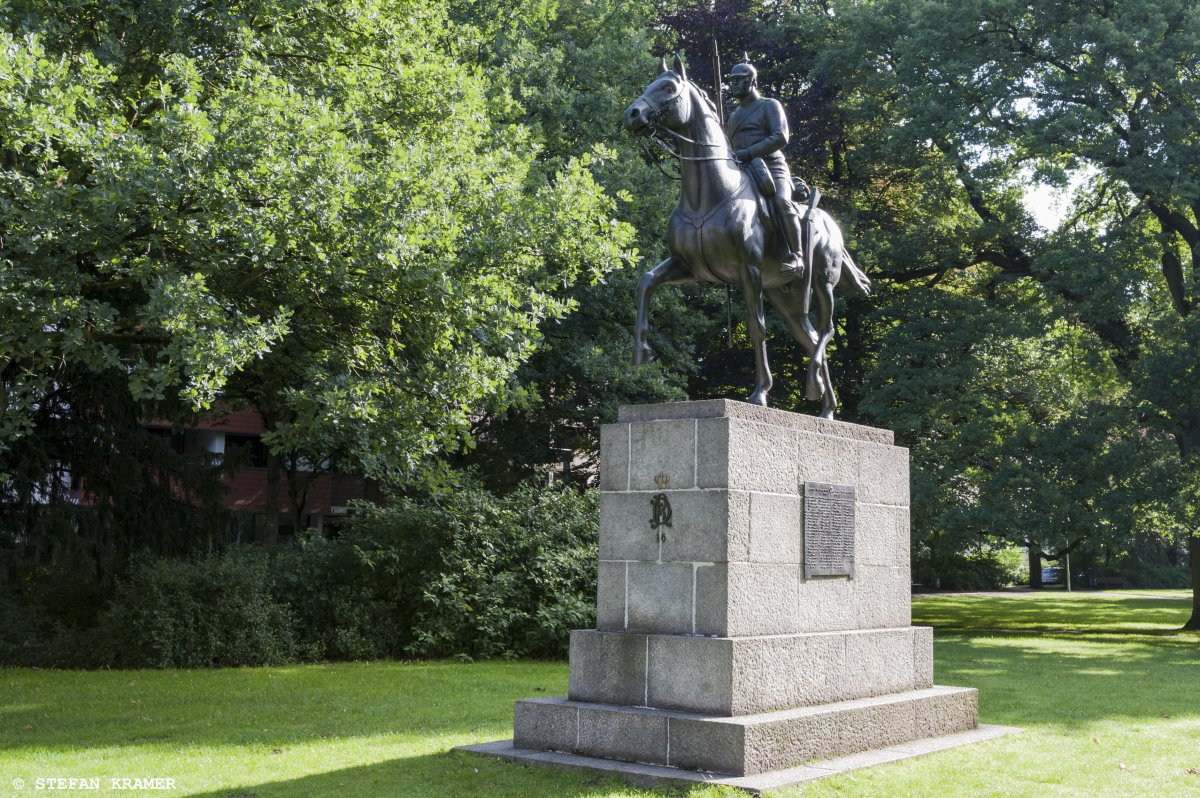 Denkmal für die Gefallenen des 2. Hannoverschen Dragoner-Regiments Nr. 16 im Erster Weltkrieg
