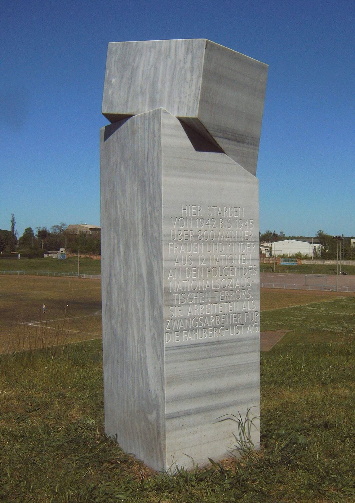Gedenkstele "Zwangsarbeiterlager Diana"