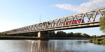 Herrenkrug-Eisenbahnbrücke