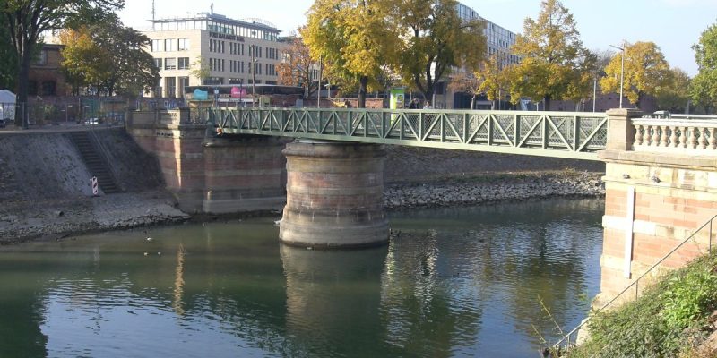 Drehbrücke am Winterhafen