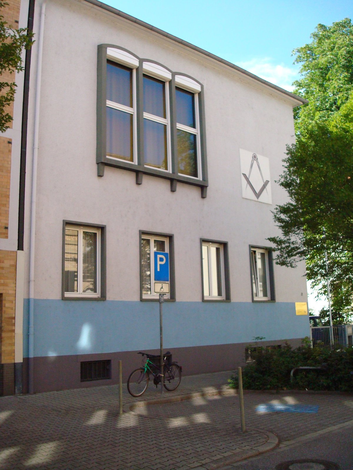 Logenhaus L9