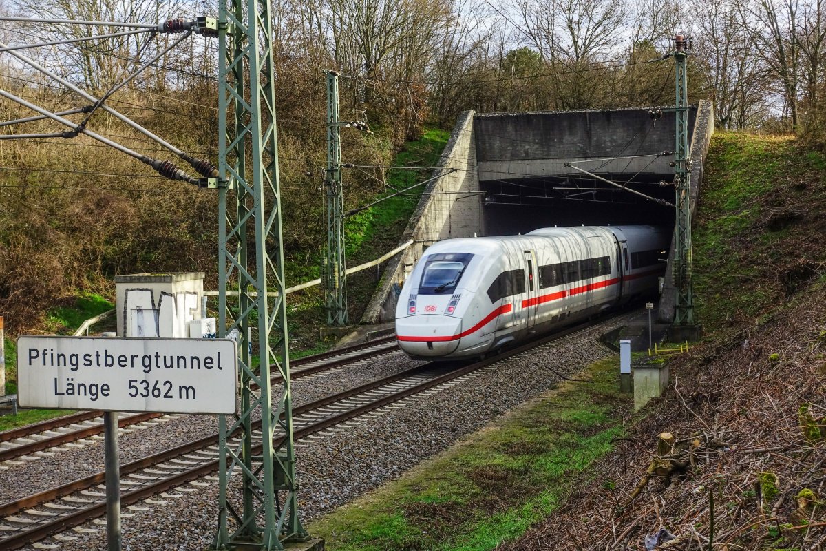 Pfingstbergtunnel