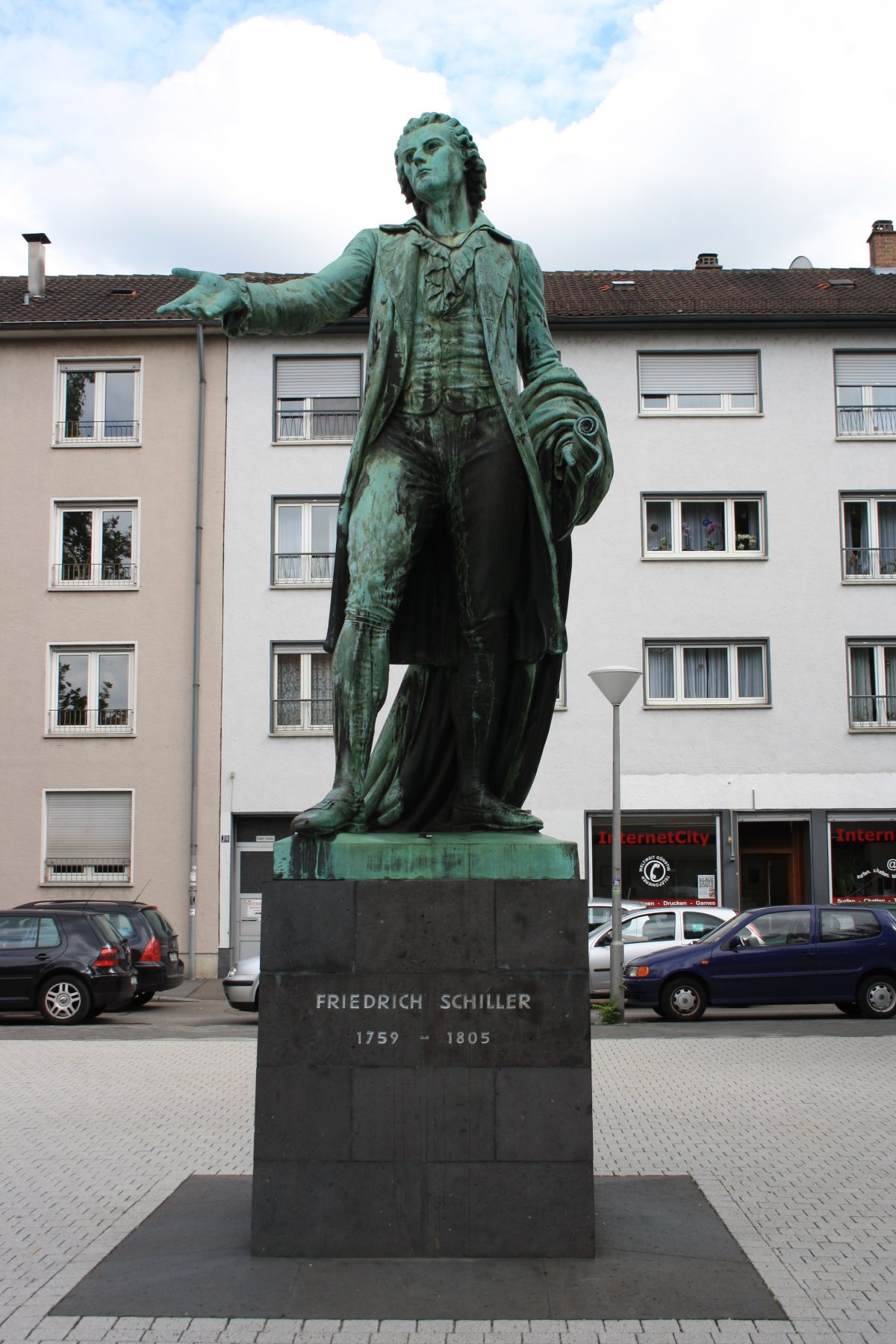 Schiller-Denkmal