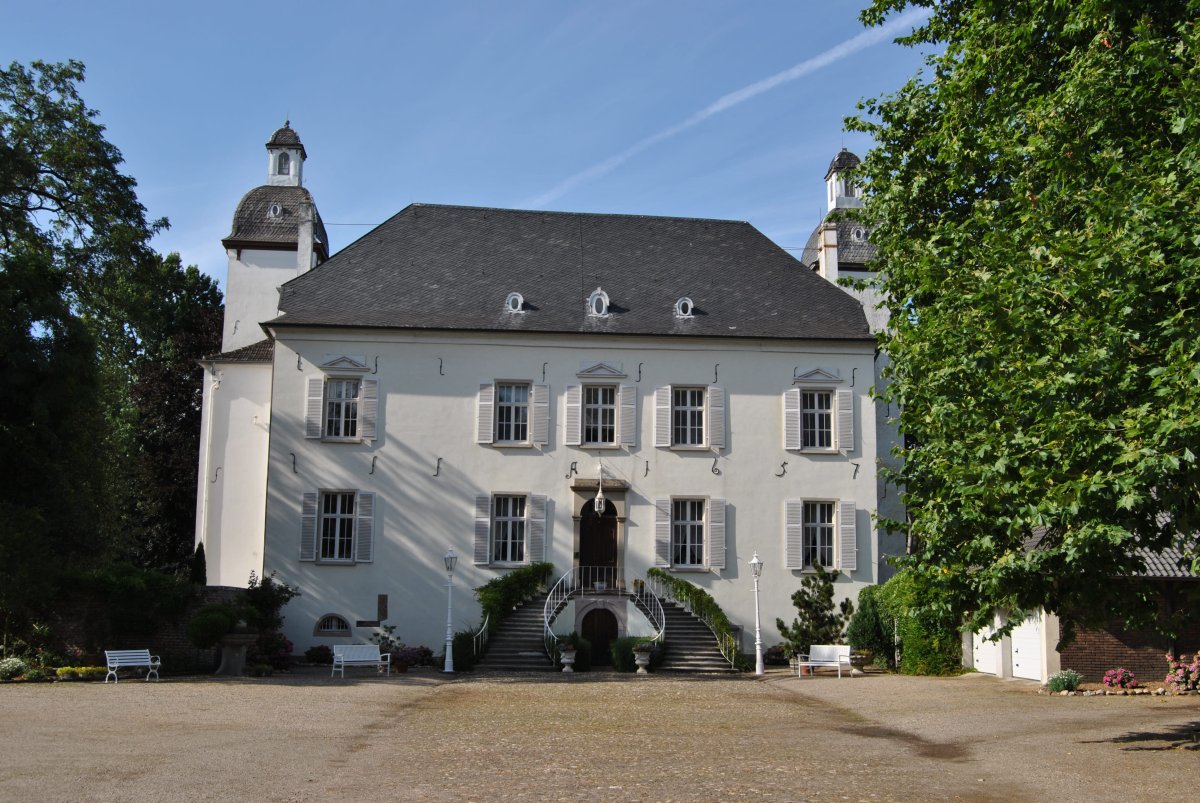 Reitsportanlage Schloss Lauersfort