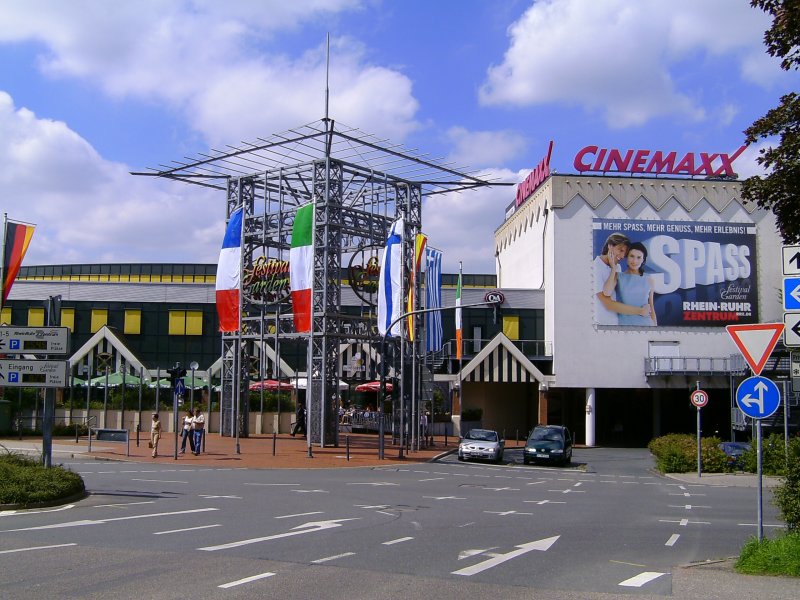 CinemaxX