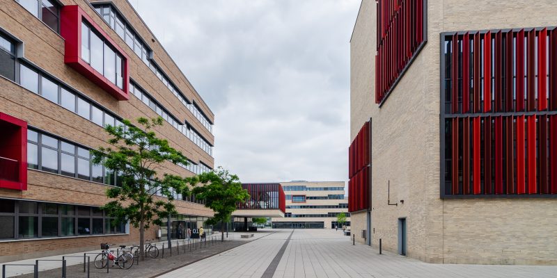 Gebäude5 Bibliothek/Service Center