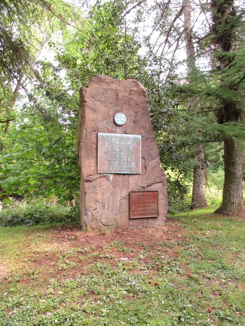 Kriegerdenkmal 1914 - 1918 / 1939 - 1945