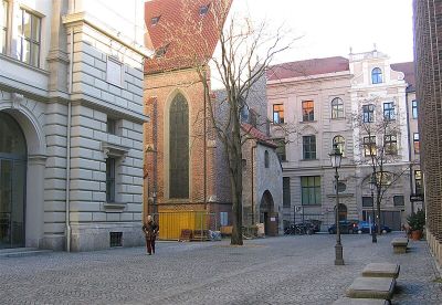 Albert Coers: Straßen Namen Leuchten - ein Denkmal für die Familie Mann