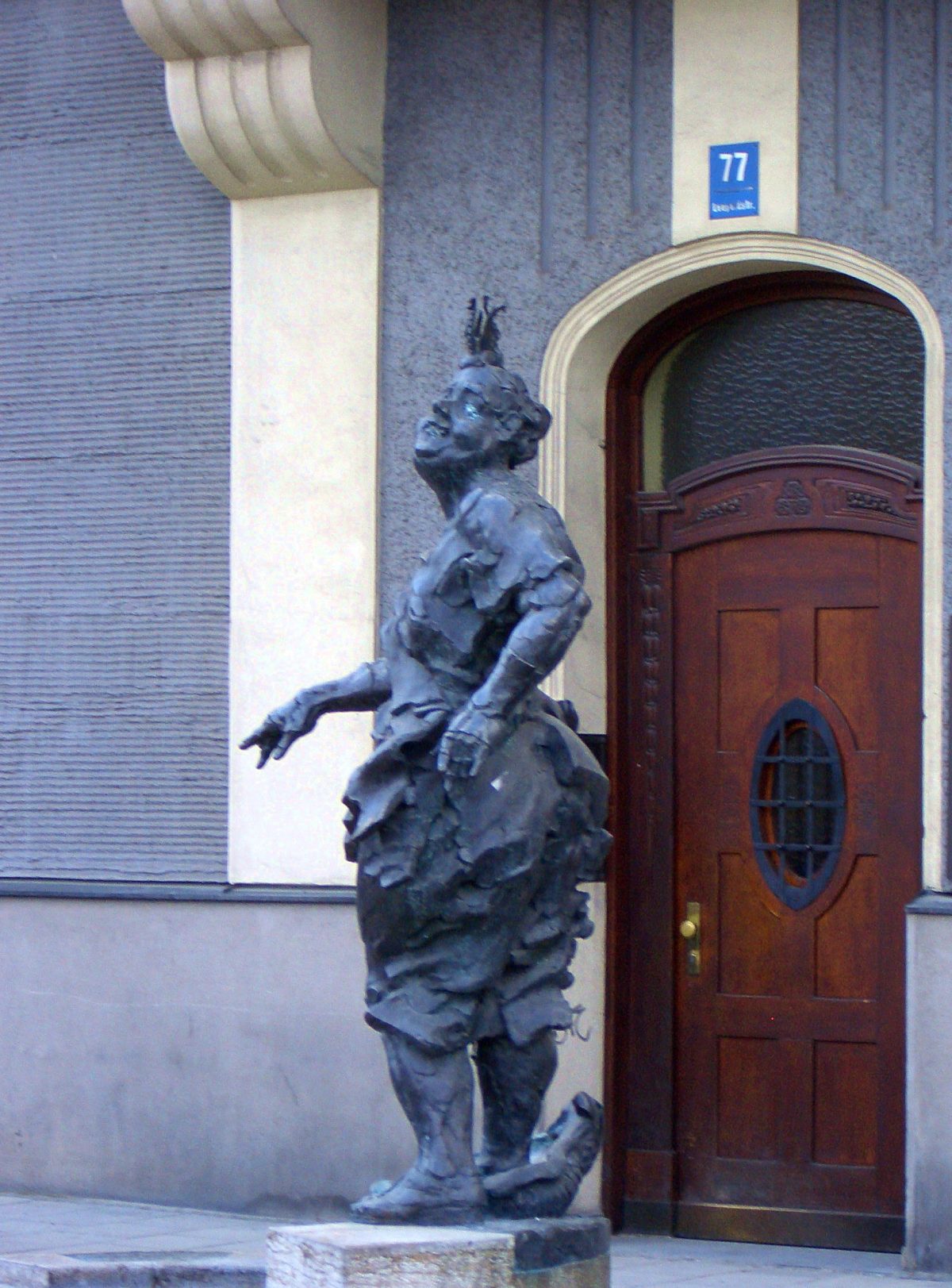 Bally-Prell-Brunnen