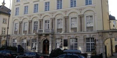 Carolinen-Palais