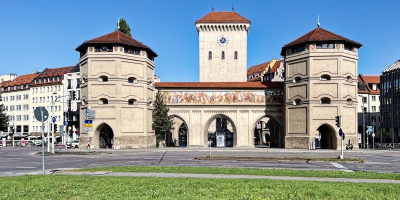 Isartorplatz