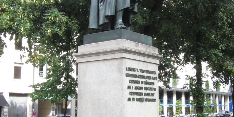 Lorenz-von-Westenrieder-Denkmal