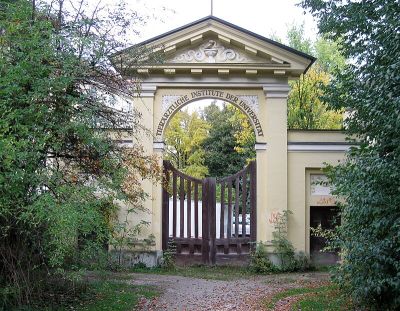 Portal der tierärztlichen Fakultät