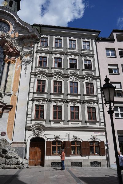 Priesterhaus St. Johann Nepomuk