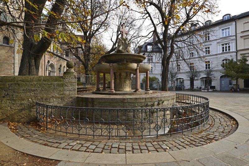 Sankt-Anna-Brunnen