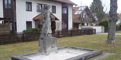 Schnitterin-Brunnen (Ost)