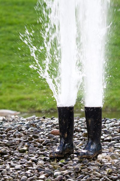 Stiefelbrunnen (Zwei Paar Stiefel)