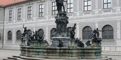 Wittelsbacherbrunnen