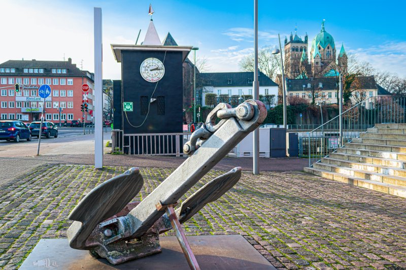 Pegeluhr