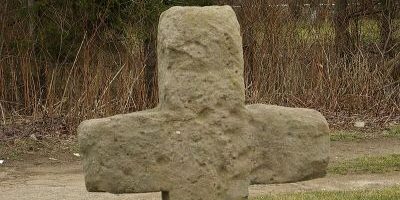 Das Kreuz in der Aue