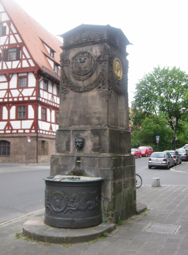 Dürer-Pirckheimer-Brunnen