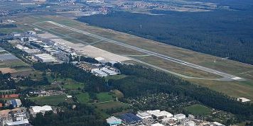 Flughafen-Terminal
