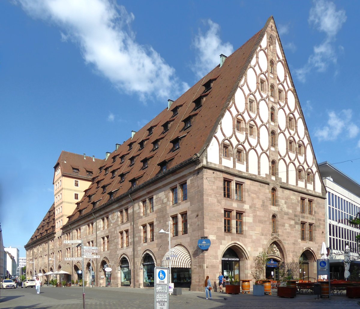 Mauthalle