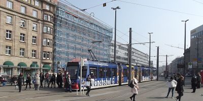 Straßenbahn 5 Tiergarten - Hauptbahnhof - Worzeldorfer Straße