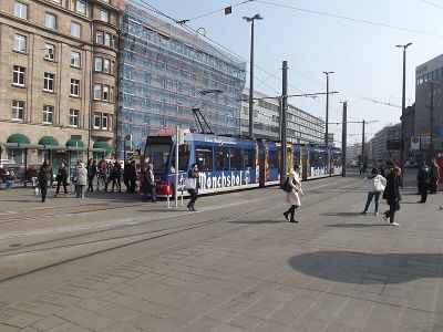 Straßenbahn 5 Tiergarten - Hauptbahnhof - Worzeldorfer Straße