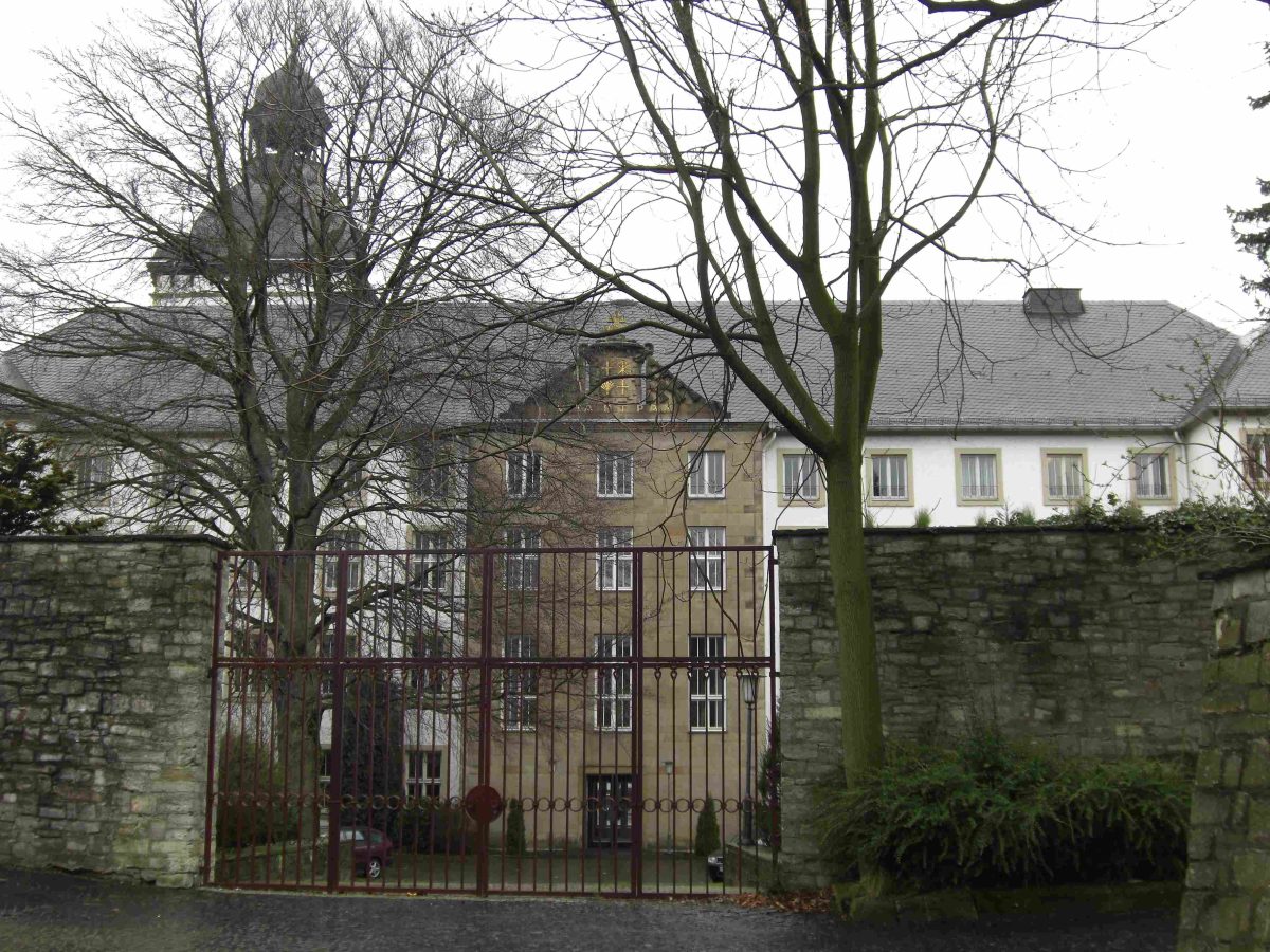 Luise-Hensel-Denkmal