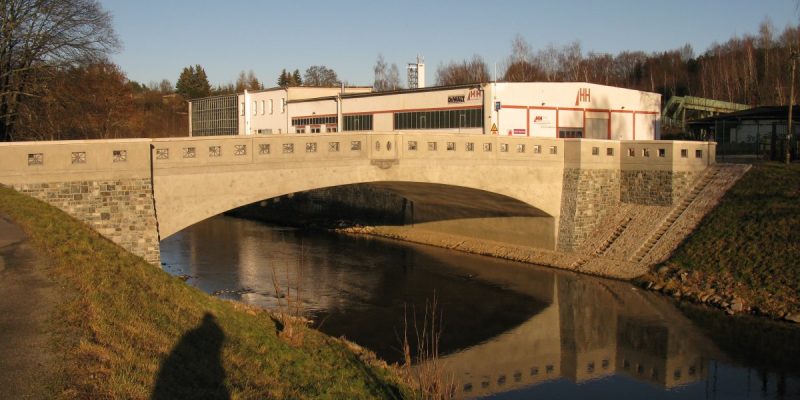 Bahnhofsbrücke