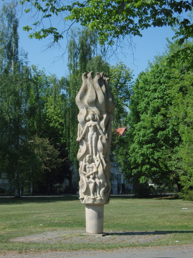 Gedenkstele für die Opfer von Krieg und Gewaltherrschaft
